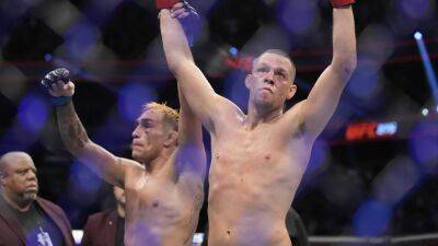 Nate Diaz - Tony Ferguson - Kevin Holland - UFC 279: Diaz submits Ferguson in farewell fight after Chimaev dominates Holland - thenationalnews.com - Usa -  Las Vegas
