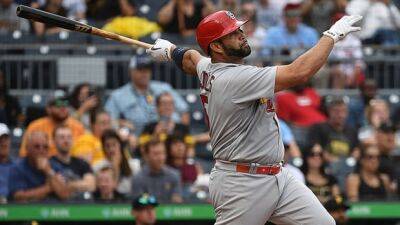 Albert Pujols belts 697th home run, passing A-Rod into 4th on all-time list