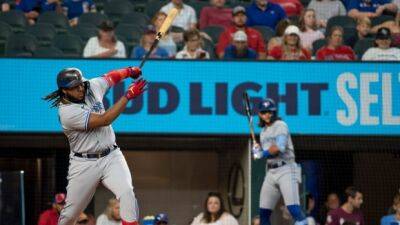 Blue Jays' offence goes quiet in series finale loss to Rangers