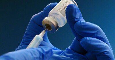 Charles - How to book Covid booster as autumn top-up vaccinations open to 65s and over - manchestereveningnews.co.uk - Britain