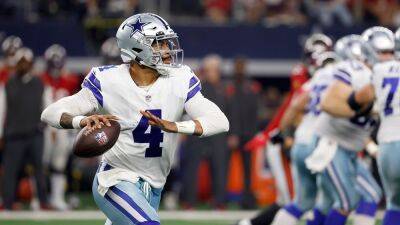 Ron Jenkins - Cowboys' Dak Prescott appears to get trash hurled at him after injury: 'This is unacceptable' - foxnews.com - state Texas - county Arlington - Chad - county Bay