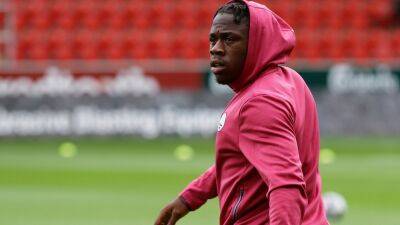 'Slowly but surely' Obafemi edging back into Swansea squad