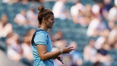 England captain Hunter defends governing body's decision to cut women's pay - channelnewsasia.com - Usa - New Zealand