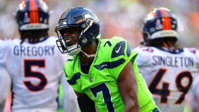 Seahawks edge Broncos, spoil Russell Wilson's return to Seattle