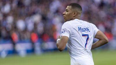 Kylian Mbappe could leave PSG early due to clause in new contract - reports