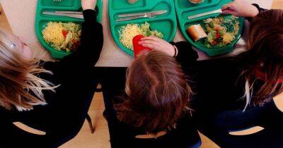 Number of Manchester children on free school meals rises by 14 pc in 18 months - manchestereveningnews.co.uk - Manchester