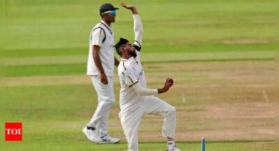 Mohammed Siraj takes five wickets on county debut - timesofindia.indiatimes.com - India - Pakistan