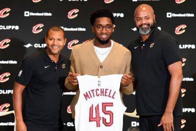 Newest Cavs star Mitchell gets warm welcome in Cleveland - arabnews.com - France