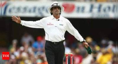 Former cricket umpire Asad Rauf dies aged 66 - timesofindia.indiatimes.com - Pakistan -  Lahore