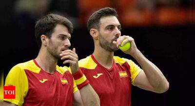 Davis Cup: Spain beat Serbia with Carlos Alcaraz rested; USA, Italy win