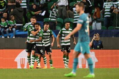 Paulinho strikes late as Sporting stun Spurs