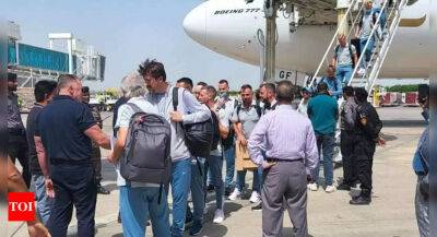 England cricketers arrive for first Pakistan tour since 2005 - timesofindia.indiatimes.com - Australia - Uae - New Zealand - Sri Lanka - Pakistan -  Karachi