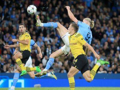 Borussia Dortmund - Johan Cruyff - Joao Cancelo - Pep Guardiola - Zlatan Ibrahimovic - Watch: Erling Haaland's Acrobatic Winner vs Borussia Dortmund Evokes Johan Cruyff Memories - sports.ndtv.com - Manchester - Netherlands - Madrid - county Camp