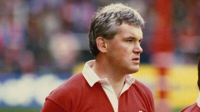 Legendary Welsh player, commentator Eddie Butler dies aged 65