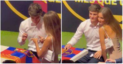 Gavi: Barcelona star was given note by female fan during contract ceremony