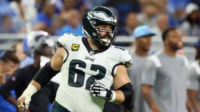 Eagles' Jason Kelce reacts to viral 'judo hip toss' by Lions rookie Malcolm Rodriguez: 'Did not see it coming'