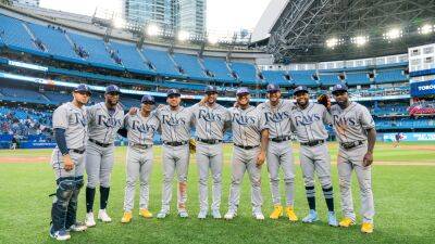Rays make MLB history with special lineup on Roberto Clemente Day