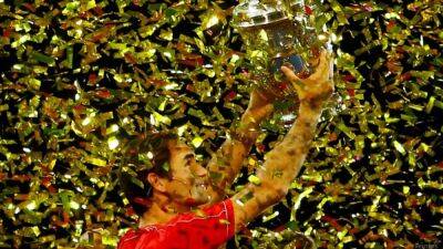 Federer, Williams departures bring sport into twilight of golden era