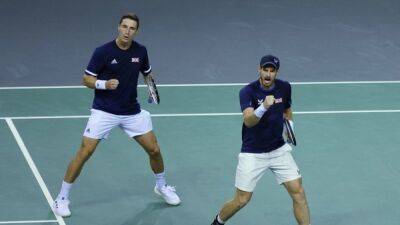 Murray loses doubles as Britain bow out of Davis Cup