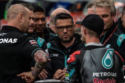 Jake Dixon - John Macphee - Veteran crew chief brands MotoGP warm-up cuts ‘ridiculous’ - bikesportnews.com