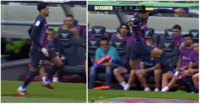 Xavi Hernandez - Ronald Araújo - Ronald Araujo: Barcelona star showed pure class by dodging club's badge v Elche - givemesport.com -  Boston -  Memphis