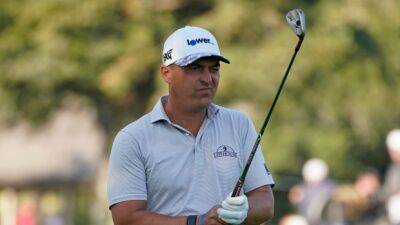 Lower birdies 18th to take one-shot lead at Fortinet