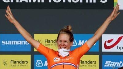 Van Dijk retains women's time trial world title - channelnewsasia.com - France - Switzerland - Australia - county Brown