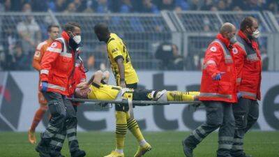 Dortmund's Reus out for about four weeks with ankle injury-club