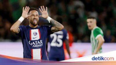 Neymar Sedang Senang-senangnya di Paris Saint-Germain