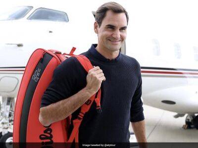 Roger Federer Arrives In London For His Last ATP Tournament As Player