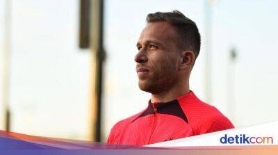 Sekadar Mengingatkan Liverpool, Arthur Itu Solusi Sementara