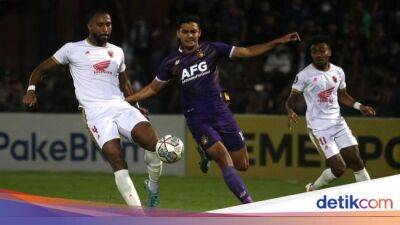 Persik Vs PSM Diwarnai 2 Kartu Merah, Skor Imbang 0-0 - sport.detik.com