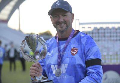 Darren Stevens on special finish to Kent Spitfires career watched by sons Flynn and Leo during Royal London One-Day Cup win