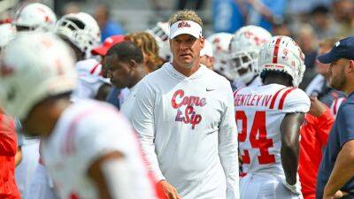 Lane Kiffin takes foot off gas pedal due to Georgia Tech head coach being on ‘hot seat’