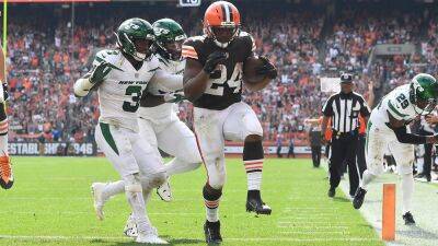 Browns' Nick Chubb regrets scoring late touchdown before Jets' comeback