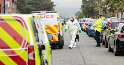 Gunmen in balaclavas who opened fire on street in 'brazen' attack remain at large - manchestereveningnews.co.uk - Manchester - county Oldham