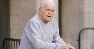 Man aged 90 spared jail for knife attack on wife of 60 years - manchestereveningnews.co.uk