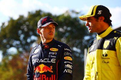 Formula 1: Carlos Sainz praises Max Verstappen as Dutchman closes on title