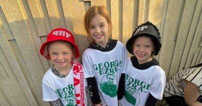 'Heartbroken' little girls turned away from George Ezra concert after queueing for an hour - manchestereveningnews.co.uk