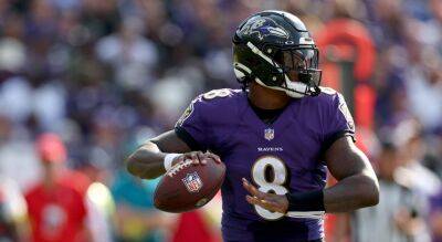 Lamar Jackson placed on Ravens injury report, vows to play Sunday