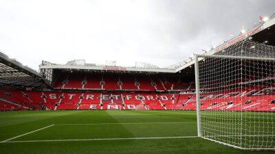 Cristiano Ronaldo - Richard Arnold - Jadon Sancho - Raphael Varane - Revenues rise but so do losses and debt for Manchester United - rte.ie - Manchester - Usa -  Sancho