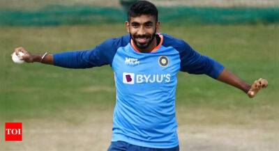 Ricky Ponting - Ponting's T20 WC face-offs: Bumrah has edge over Afridi, wants both DK, Pant in Indian XI - timesofindia.indiatimes.com - Australia - India - Pakistan -  Delhi