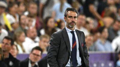 Jorge Vilda - Fifteen players threaten to quit Spain women's team if coach is not fired - channelnewsasia.com - Spain - Madrid