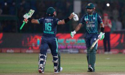 Babar and Rizwan lead Pakistan to big win over England