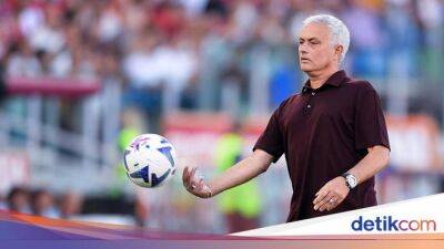 Jose Mourinho - As Roma - Liga Europa - Tato Sepakbola Terakhir Mourinho - sport.detik.com - Portugal -  Tirana