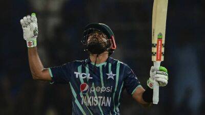 Pakistan vs England: Babar Azam Becomes First Pakistan Batter To Score Two T20I Centuries. Here Is How The World Reacted
