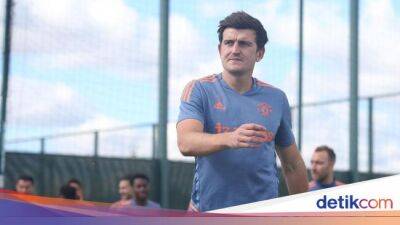 Harry Maguire - Raphael Varane - Gareth Southgate - Southgate Bela Maguire: Dia Masih Bek Tengah Terbaik Inggris - sport.detik.com - Manchester - county Stone