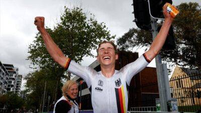 Emil Herzog outsprints Antonio Morgado in thriller to wins men’s junior road race at World Championships