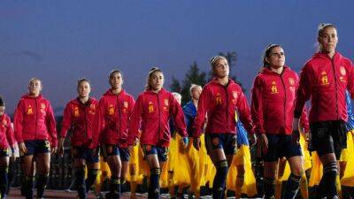 Spain women's team to replace 15 players threatening to quit over head coach stay