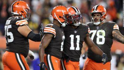 Cleveland Browns bounce back from humiliating loss to beat bitter rivals Pittsburgh Steelers, 29-17